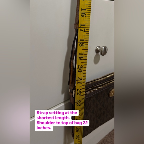 Michael Kors - Fulton Double Zip Crossbody / Jet Set Print - Picture 9 of 9